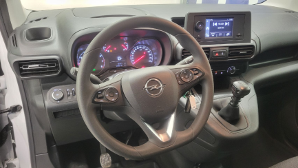 Zdjęcie przedmiotu: Opel Combo Basic E Cargo