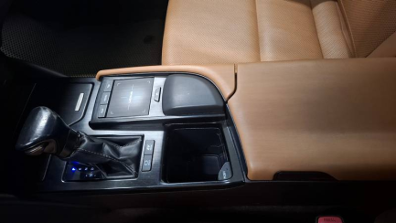 Zdjęcie przedmiotu: Lexus ES300H Elegance