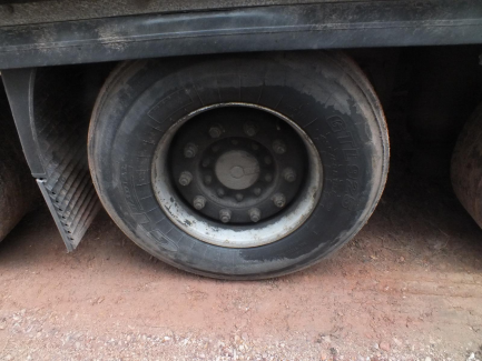 Zdjęcie przedmiotu: KRONE SD Curtain trailer