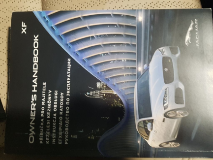 Zdjęcie przedmiotu: Jaguar Xf