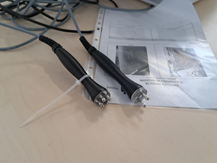 Zdjęcie przedmiotu: Urządzenie kosmetyczne przeznaczone do nieinwazyjnego liftingu sk&oacute;ry twarzy i ciała COSMETICA DERMAFREQUENCY 3D