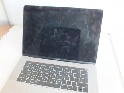 Zdjęcie przedmiotu: LAPTOP APPLE MAC BOOK PRO 15