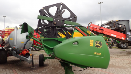 Zdjęcie przedmiotu: JOHN DEERE T660 T600 harvester with HEDER 625R / 625R