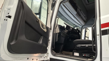 Zdjęcie przedmiotu: Ford F-MAX 500 12.7 TDCi E6d 18.0t