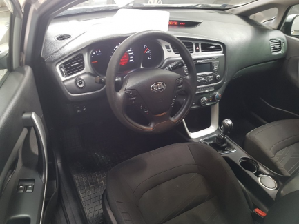 Zdjęcie przedmiotu: Kia Cee'd 1.6 CRDi M