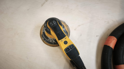 Zdjęcie przedmiotu: Elektryczna szlifierka oscylacyjna MIRKA DEROS 650 CV