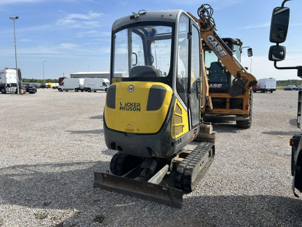 Zdjęcie przedmiotu: Mini excavator WACKER NEUSON ET18