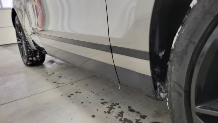 Zdjęcie przedmiotu: Land Rover Velar 3.0 P400 mHEV SE Oświadczenie o utracie DR