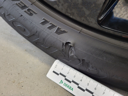 Zdjęcie przedmiotu: LAND ROVER SPORT 2.0 D200 mHEV Dynamic HSE aut