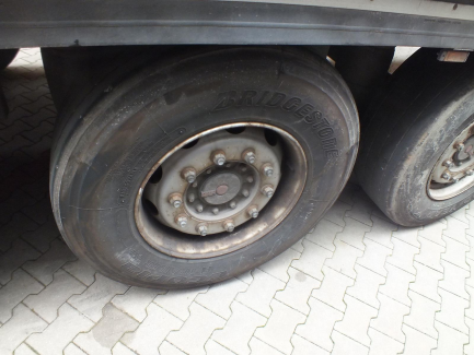 Zdjęcie przedmiotu: KRONE SD curtain semi-trailer