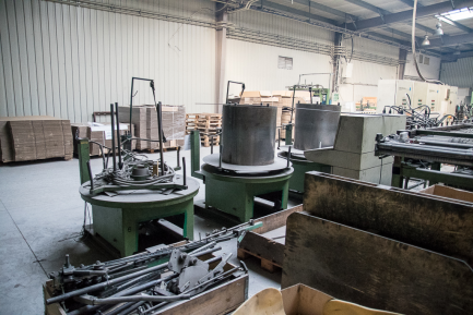 Zdjęcie przedmiotu: Technological line for the production of SICODAN condensers CONDENSER line