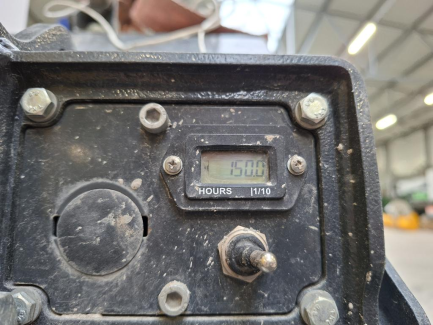 Zdjęcie przedmiotu: Реверсивна віброплита BOMAG BPR 45/45