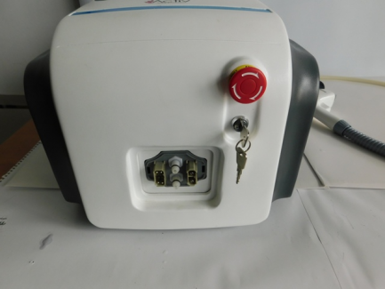 Zdjęcie przedmiotu: Cosmetic diode laser IPL + RF Keylaser SCI-TECH Co., Ltd, KEY-220 808