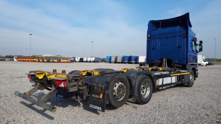 Zdjęcie przedmiotu: SCANIA R410 E6 28.5t LB 6x2MNA