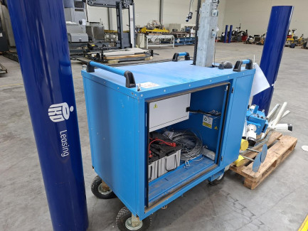 Zdjęcie przedmiotu: UNIFORCE RT-1 mobile monitoring tower