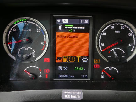 Zdjęcie przedmiotu: SCANIA HIGER TOURING HD