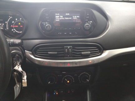 Zdjęcie przedmiotu: Fiat Tipo Sedan 1.4 16v