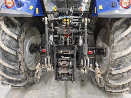 Zdjęcie przedmiotu: CIĄGNIK ROLNICZY FARMTRAC 9120 DT V