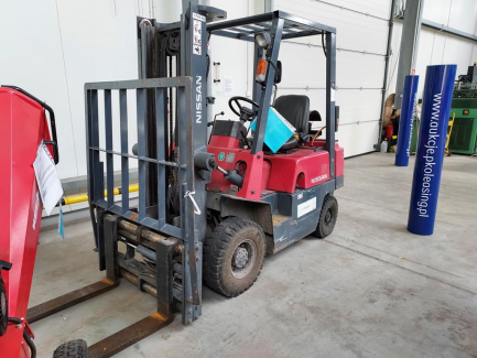 Zdjęcie przedmiotu: Nissan PJ01A18 stacker truck