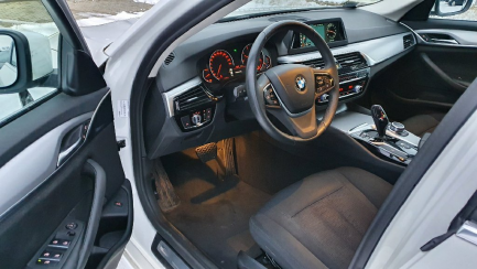 Zdjęcie przedmiotu: Bmw 518D aut