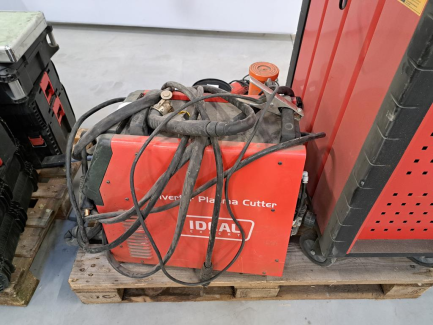 Zdjęcie przedmiotu: Workshop equipment set