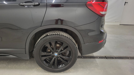 Zdjęcie przedmiotu: BMW X1 sDrive18d Sport Line aut