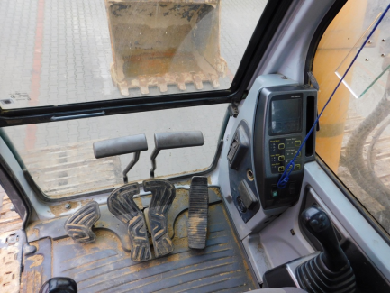 Zdjęcie przedmiotu: Hyundai Heavy Industries CO tracked excavator. LTD. R500LC - 7A