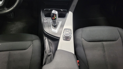 Zdjęcie przedmiotu: BMW 318i GPF Advantage aut