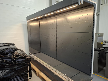 Zdjęcie przedmiotu: Set of shop shelves (refrigerated and metal)