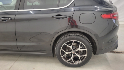Zdjęcie przedmiotu: ALFA ROMEO Stelvio 2.0 Turbo Business Q4 aut
