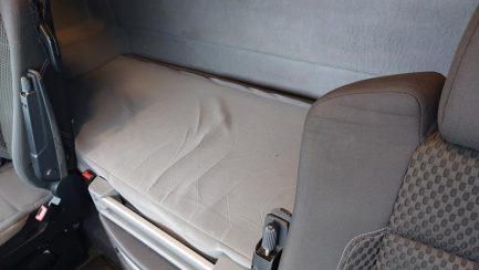 Zdjęcie przedmiotu: Renault T E6 18.0t T4x2 High Cab