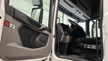 Zdjęcie przedmiotu: SCANIA R 460 Super A 4x2 NA Highline E6 18.0t