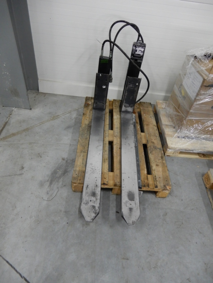 Zdjęcie przedmiotu: STILL FM-X 25 high forklift truck serial no. 511905F00131