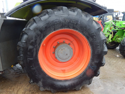 Zdjęcie przedmiotu: Ciągnik rolniczy CLAAS XERION 3800 TRAC VC