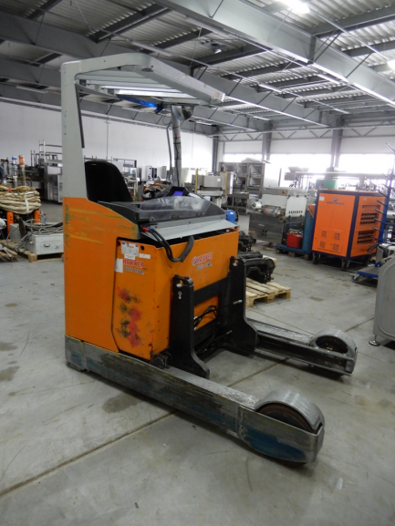 Zdjęcie przedmiotu: STILL FM-X 25 high forklift truck serial no. 511905F00130