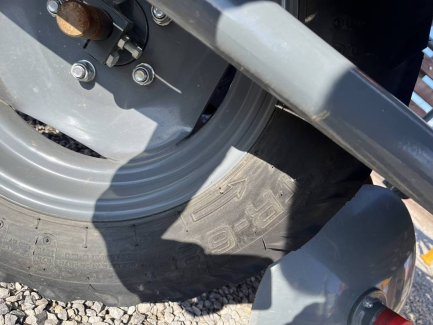 Zdjęcie przedmiotu: Dwurzędowa sadzarka do ziemniak&oacute;w UNIA KORA 2W