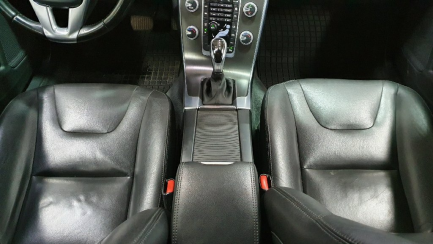 Zdjęcie przedmiotu: Wiosenne obniżki| Prowizja 1% Volvo S60 D2 Drive-E Momentum aut