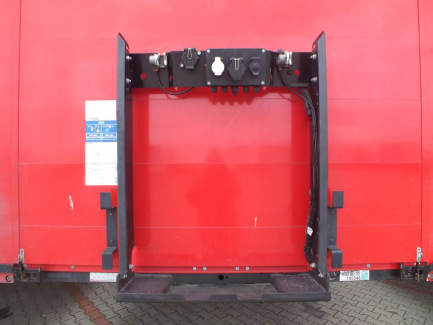 Zdjęcie przedmiotu: KOEGEL S24-1 curtain semi-trailer