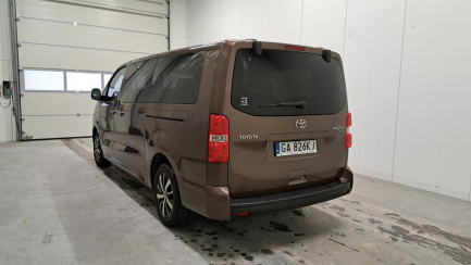 Zdjęcie przedmiotu: Toyota ProAce Verso 2.0 CRD E6.3 3.1t Long VIP Aut.
