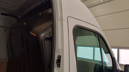 Zdjęcie przedmiotu: Renault Master FWD 2.3 dCi E6d 3.5t L3H3 Pack Clim
