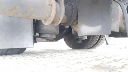 Zdjęcie przedmiotu: PACKAGE AUCTION SCANIA P 380 LB4x2 MLB + Silver Car trailer SRBU 62