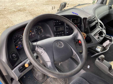 Zdjęcie przedmiotu: Bundle Auction Mercedes-benz Actros + Krone ZZF