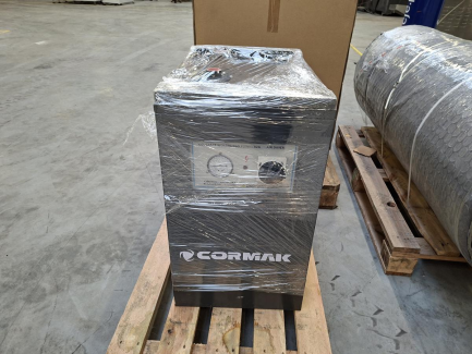 Zdjęcie przedmiotu: Kompresor śrubowy CORMAK LUFT 1000 + osuszacz + zbiornik