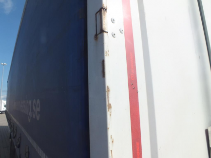 Zdjęcie przedmiotu: KRONE SD Curtain trailer