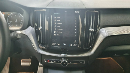 Zdjęcie przedmiotu: Volvo XC60 B5 D AWD R-Design aut