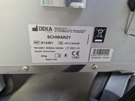 Zdjęcie przedmiotu: Urządzenie medyczne DEKA SCHWARZY wykorzystujące pole elektromagnetyczne do budowania mięśni i modelowania ciała