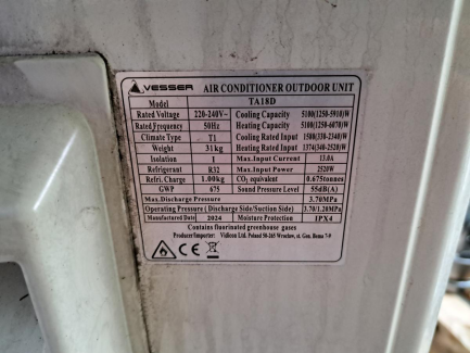 Zdjęcie przedmiotu: Klimatyzator ścienny VESSER WTA 18D/TA 18D – 2 szt.