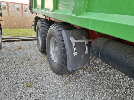 Zdjęcie przedmiotu: Przyczepa rolnicza z wywrotem PRONAR T669