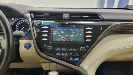 Zdjęcie przedmiotu: Toyota Camry 2.5 Hybrid Executive CVT