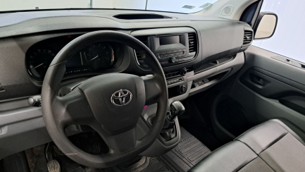 Zdjęcie przedmiotu: Toyota PROACE 2.0 CRD E6.2 3.1t Long Active